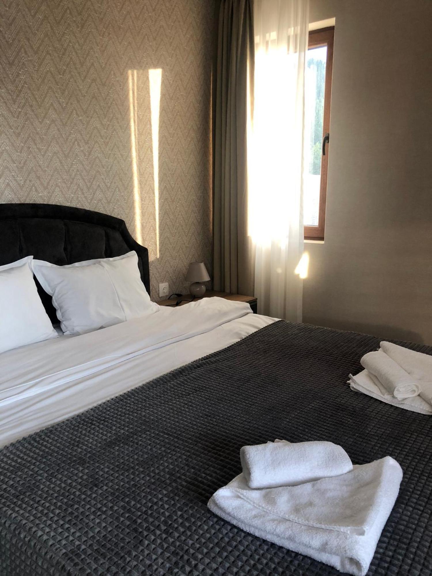 Luxury Aparthotel Studenets Pamporovo Ngoại thất bức ảnh